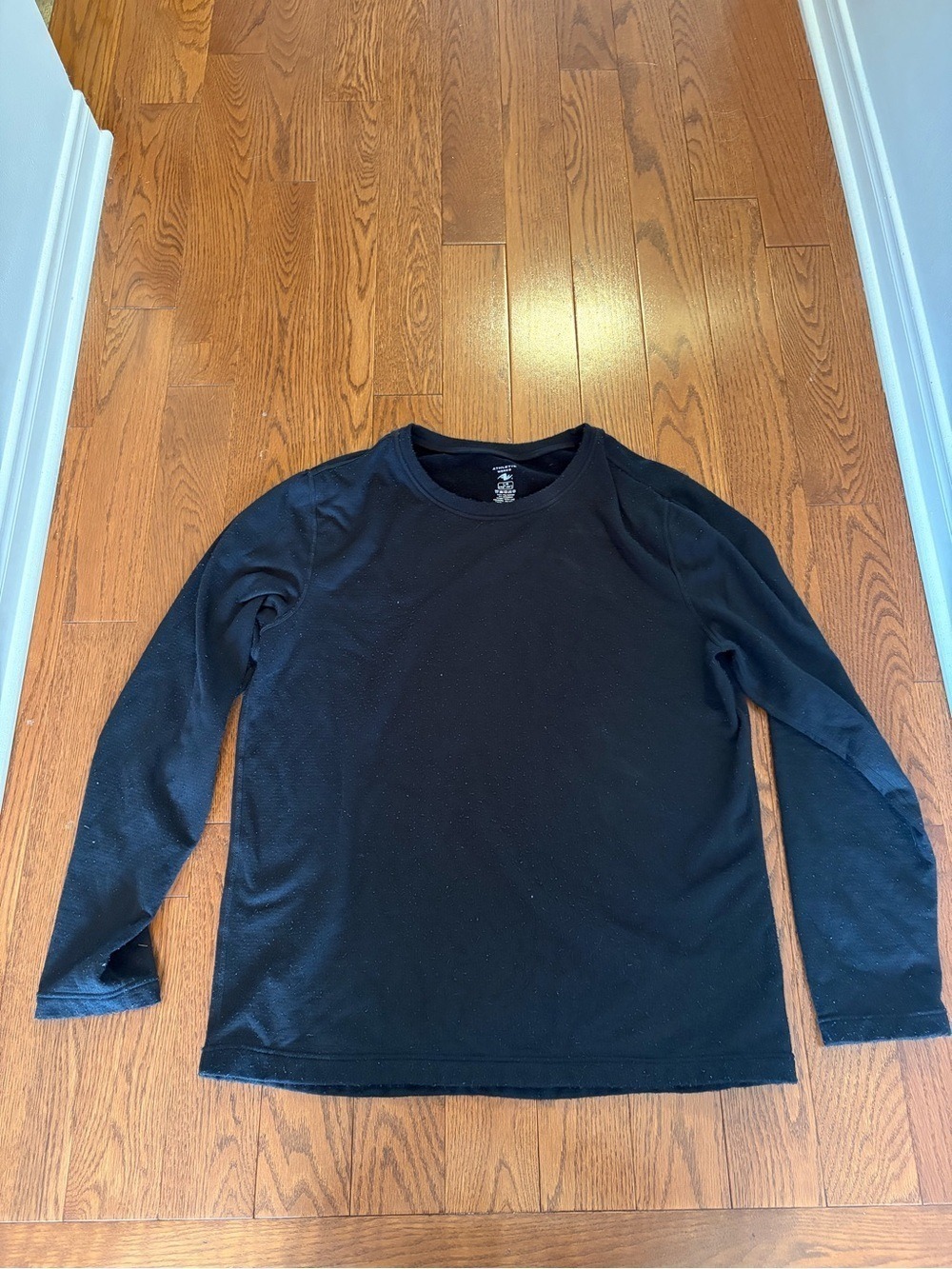 Athletic Works Black Long Sleeve Crew Tee